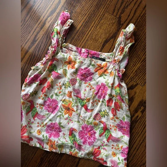 Floral Print Women's Top 🦜 🌺 - Picture 2 of 8